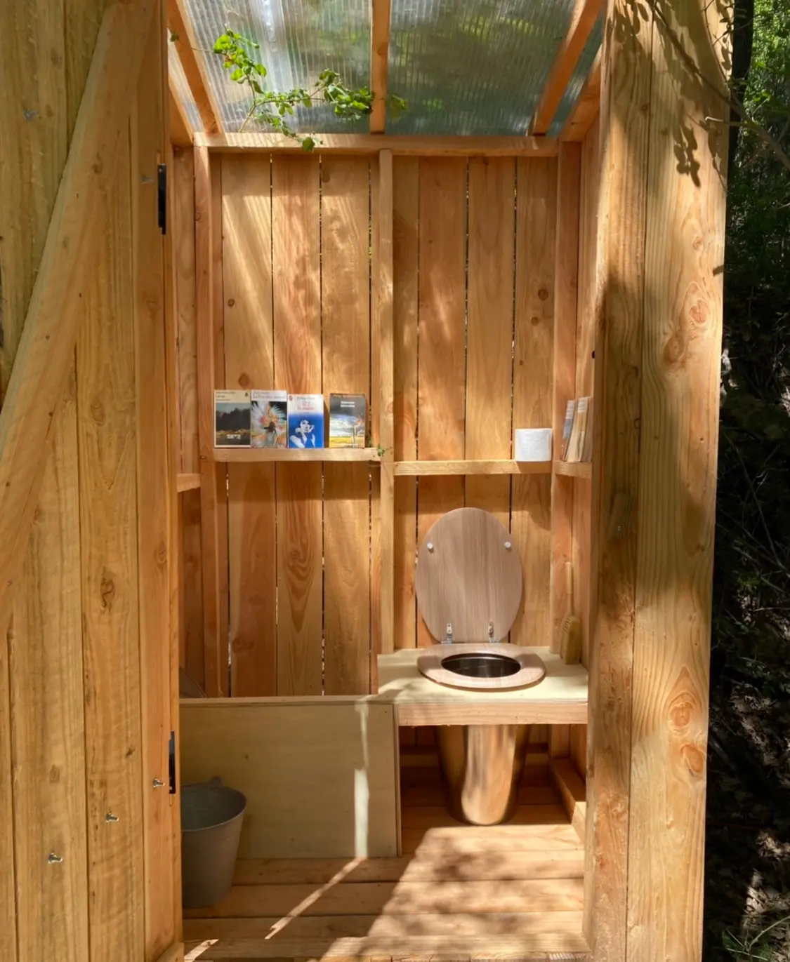 Au bord du monde - Éco-dômes dans un bois de chênes (Saint-Privat, Hérault) - photo 14 sur 22