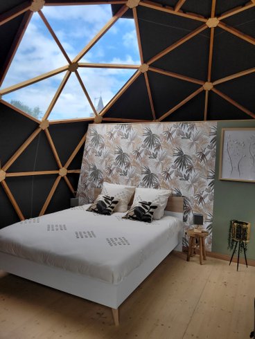 Chambre dôme sous les étoiles à Forest Montiers