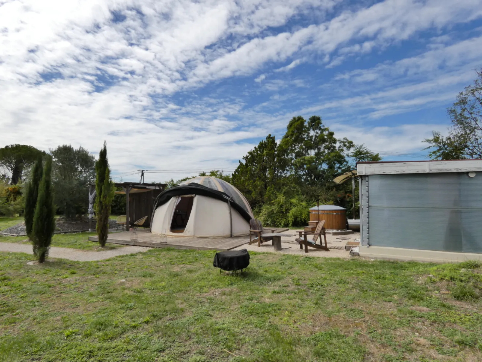Au Millepertuis Wigwam avec bain nordique et sauna privés - photo 12 sur 15