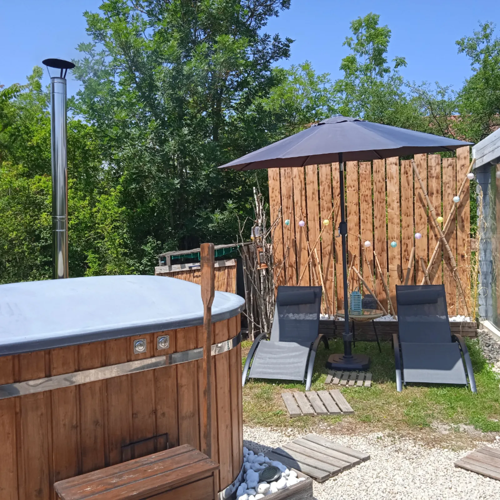 Au Millepertuis Wigwam avec bain nordique et sauna privés - photo 14 sur 15