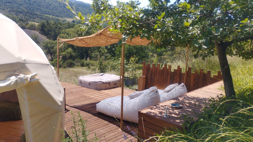Dôme & Spa en Drôme provençale : Dôme en Rhône-Alpes (Auvergne-Rhône-Alpes) – cadre naturel Drôme