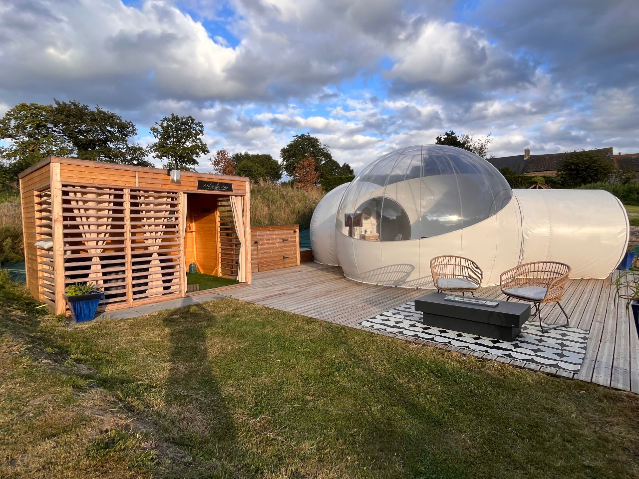 Chambre bulle sous les étoiles à Bazouges-la-Pérouse