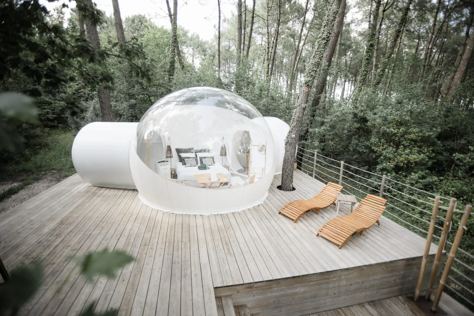 Chambre bulle sous les étoiles à Salleboeuf