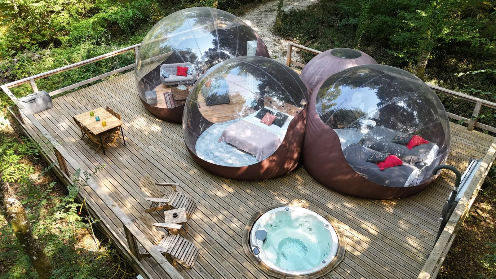 Bulle du bois & Spa privatif - vue extérieure