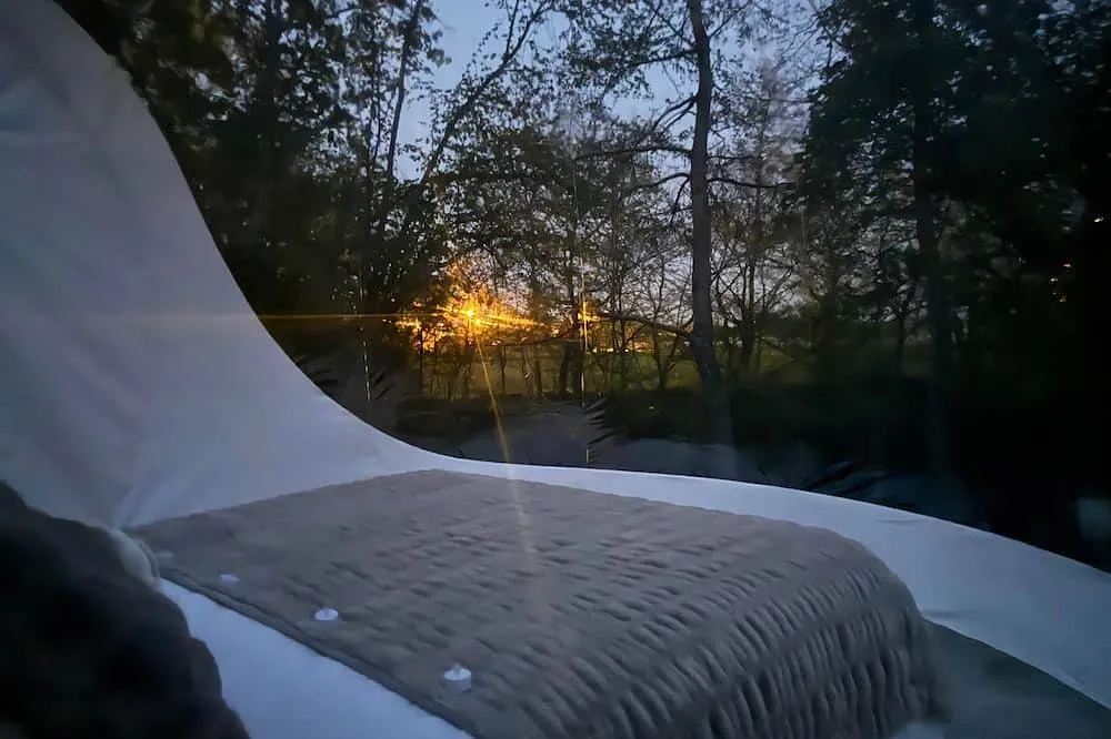 Bulle Love du Domaine du Pré Dieu - Bulle étoilée avec une heure de spa privatisé et petit-déjeuner (Crécy-sur-Serre, Aisne) - photo 14 sur 26