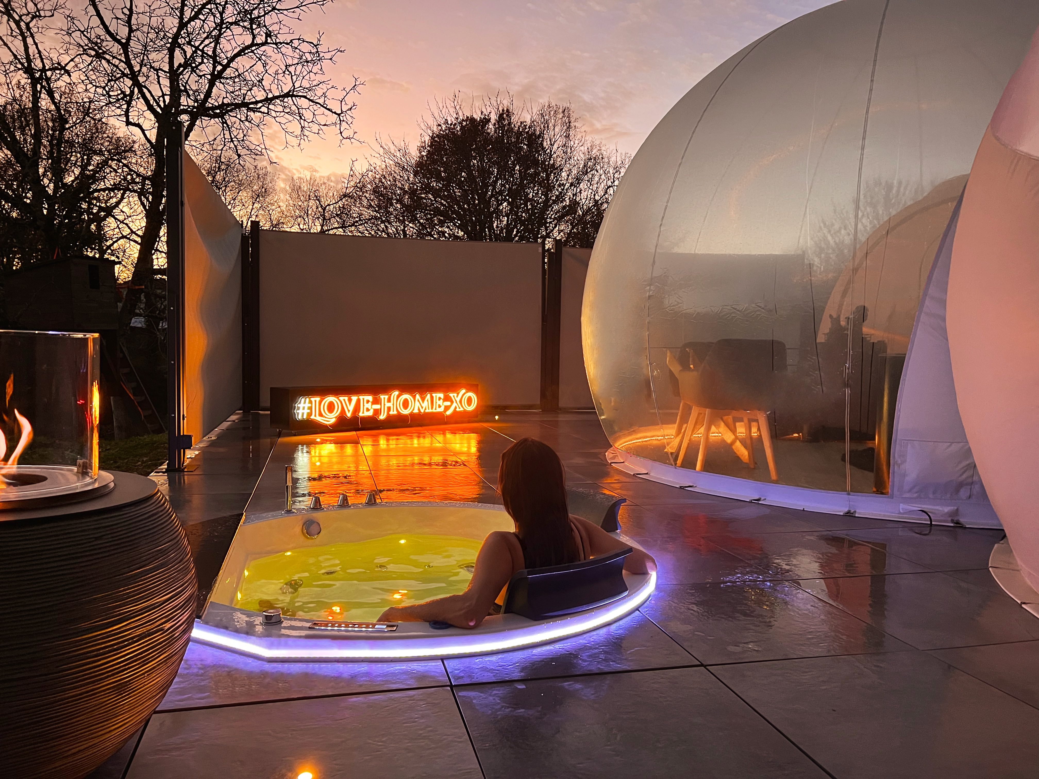 Chambre bulle sous les étoiles à Cherves-Richemont