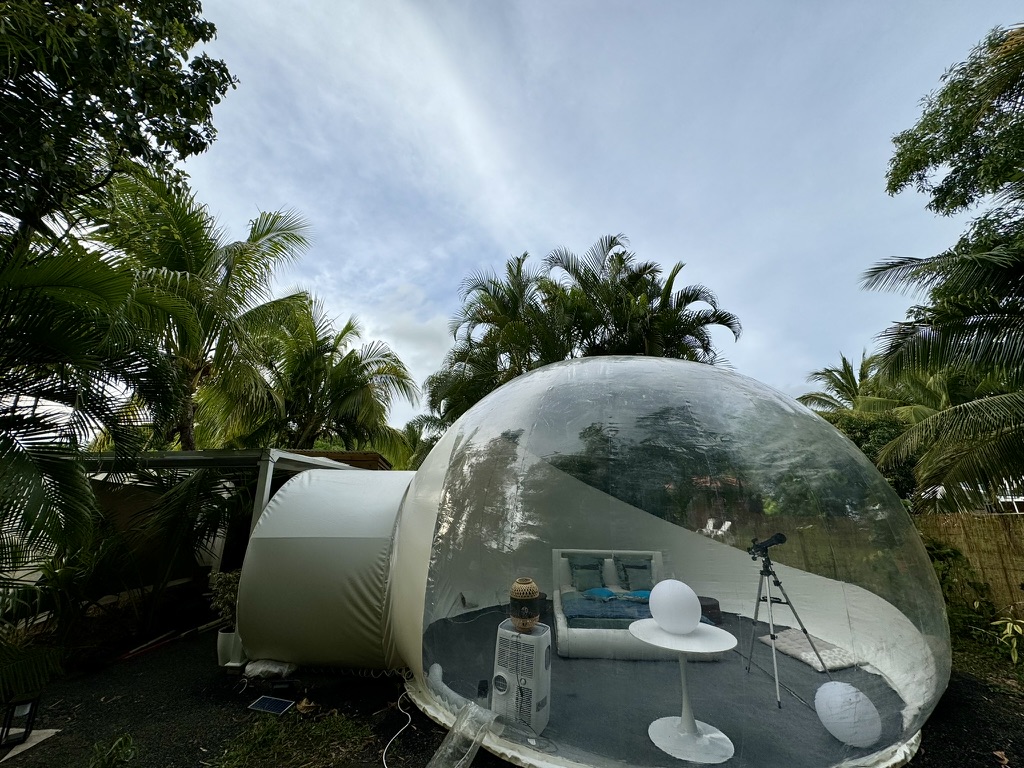 Chambre bulle sous les étoiles à Rivière-Salée