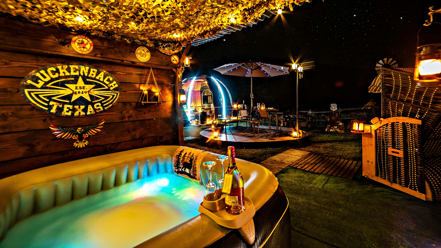 Bulle Texas - Luxury Glamping - Vue lac & montagnes – bulle à Novalaise, Savoie