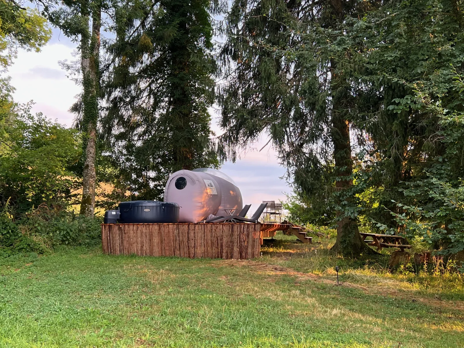 Bulle transparente et son spa - bulle à Merlas, Isère