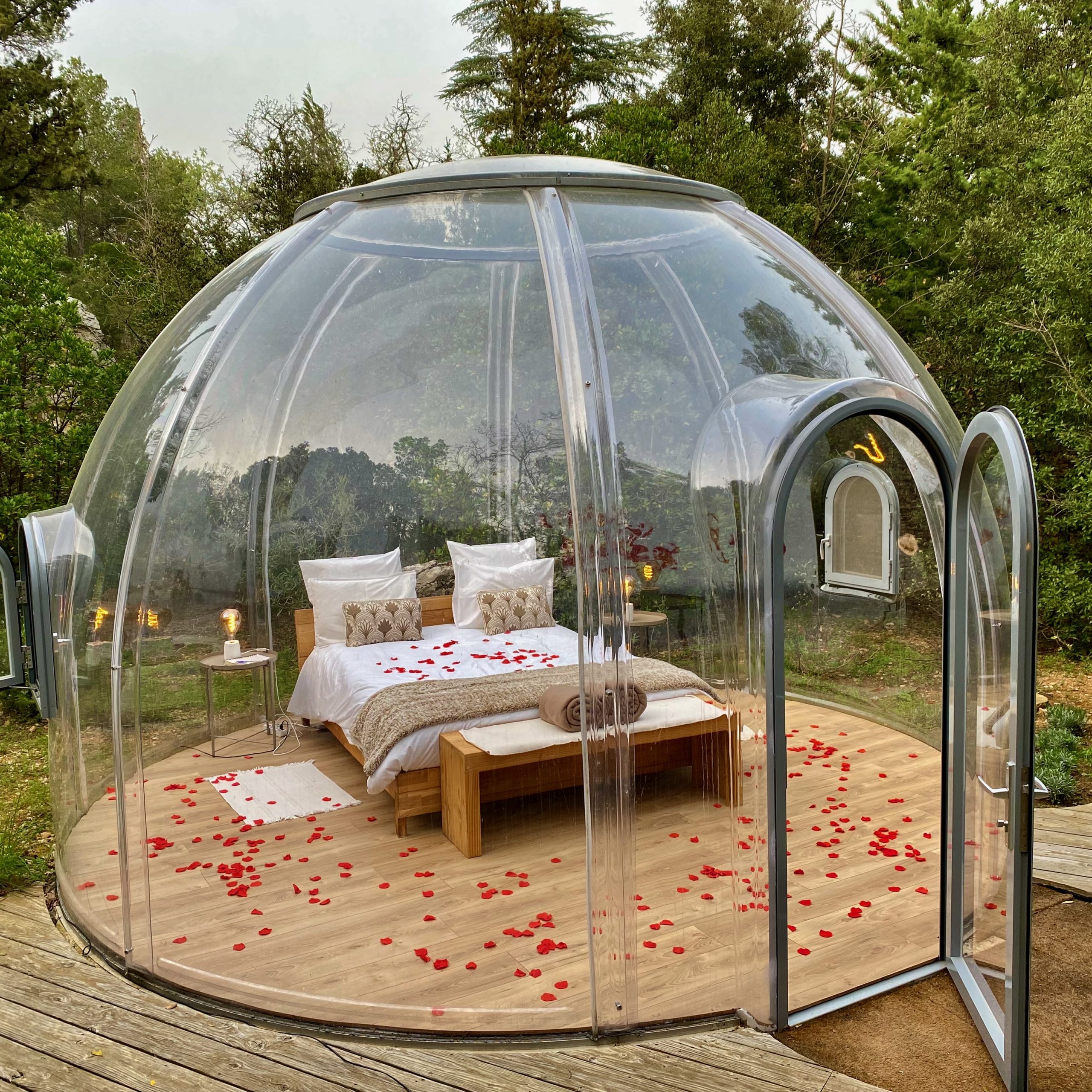 Bulles des Bois – L'Amoureuse (Cuges-les-Pins) – bulle à Cuges-les-Pins, Bouches-du-Rhône