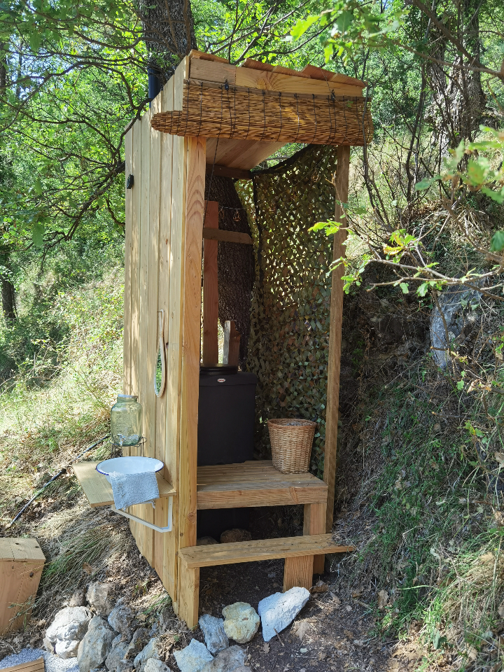 Chambre bulle sous les étoiles à Gréolières