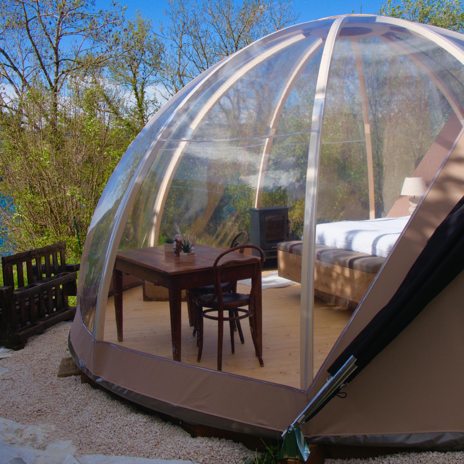 Intérieur dôme à Montferrat