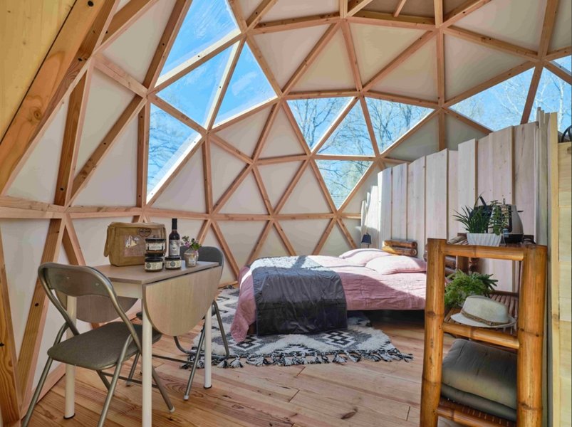 N°12 - Voyage Cosmique + SPA privatisable 1h inclus : Dôme en Pays de la Loire – vue extérieure