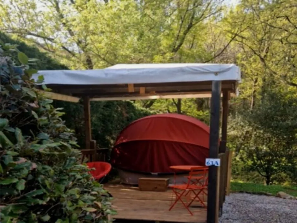 Dodôme du Domaine de Gatinie - Dôme pour deux avec terrasse couverte (Les Aires, Hérault) - vue extérieure