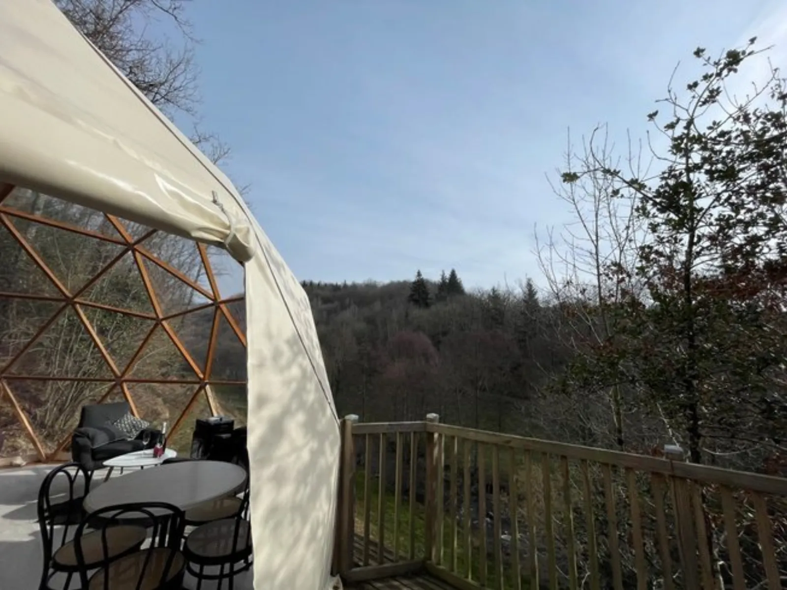 Dôme Spa dans les Arbres : Dôme en Auvergne (Auvergne-Rhône-Alpes) - photo 8 sur 23
