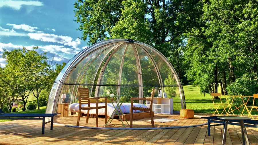 Dôme Céleste : Dôme en Poitou-Charentes (Nouvelle Aquitaine) – vue extérieure