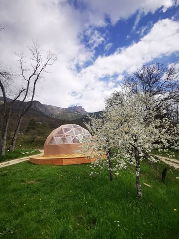 Le Dôme Etoiles : Dôme en Provence-Alpes-Côte d'Azur – cadre naturel Alpes-de-Haute-Provence