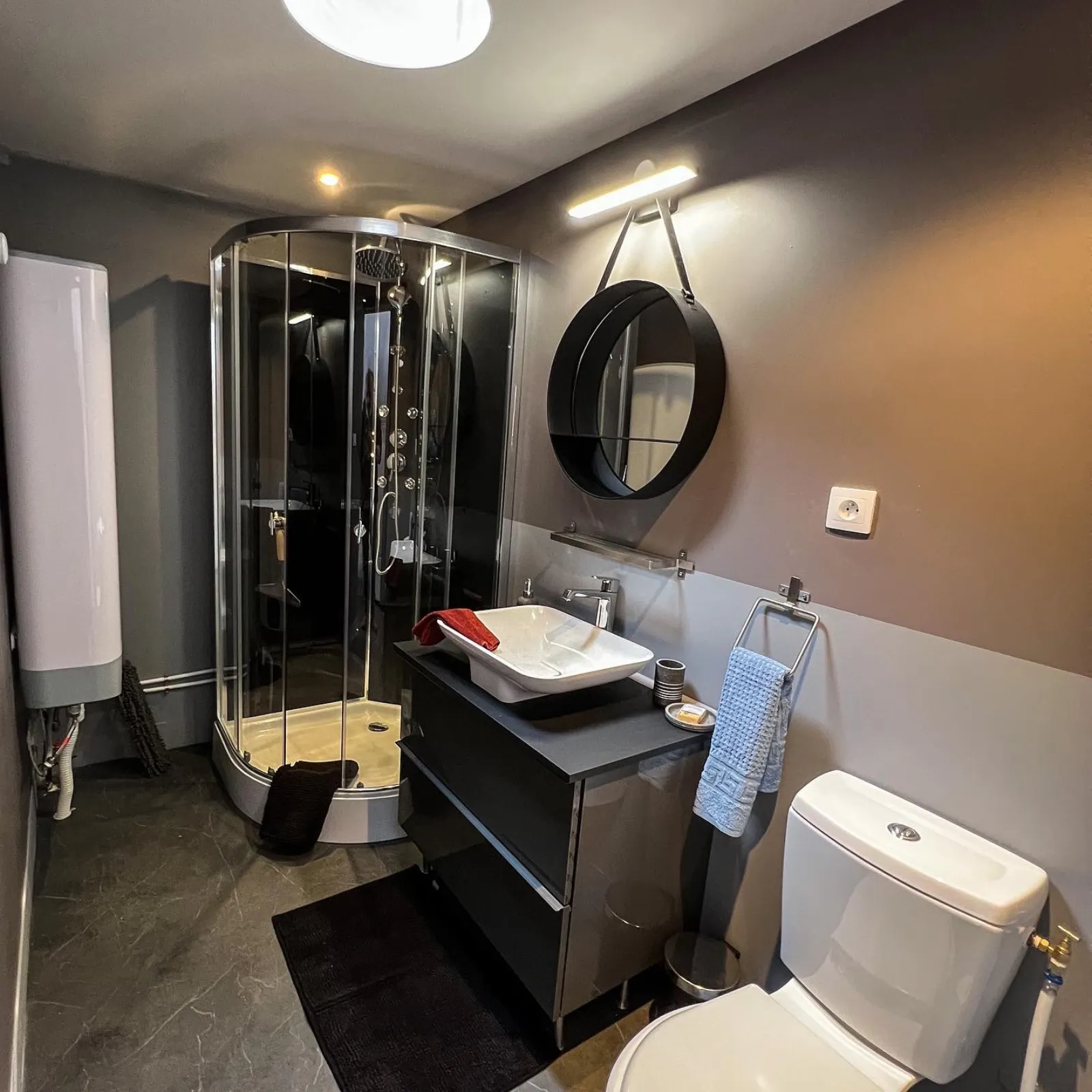 Cocoon et spa privatif - photo 6 sur 9