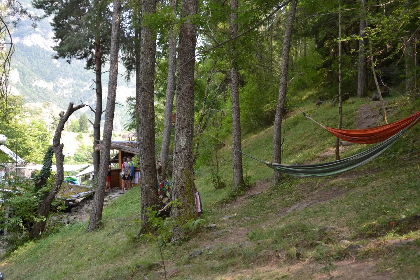 Crazy Bulle - Bulle perchée dans les arbres (Le Lauzet-Ubaye, Alpes-de-Haute-Provence) - photo 10 sur 20