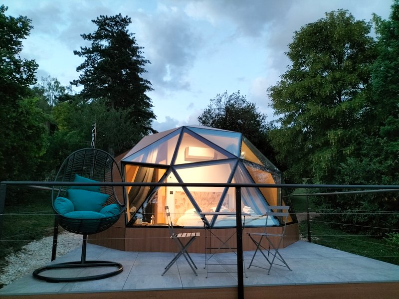 Le Dôme Tanière du renard : Dôme en Champagne-Ardenne (Grand Est) – vue extérieure