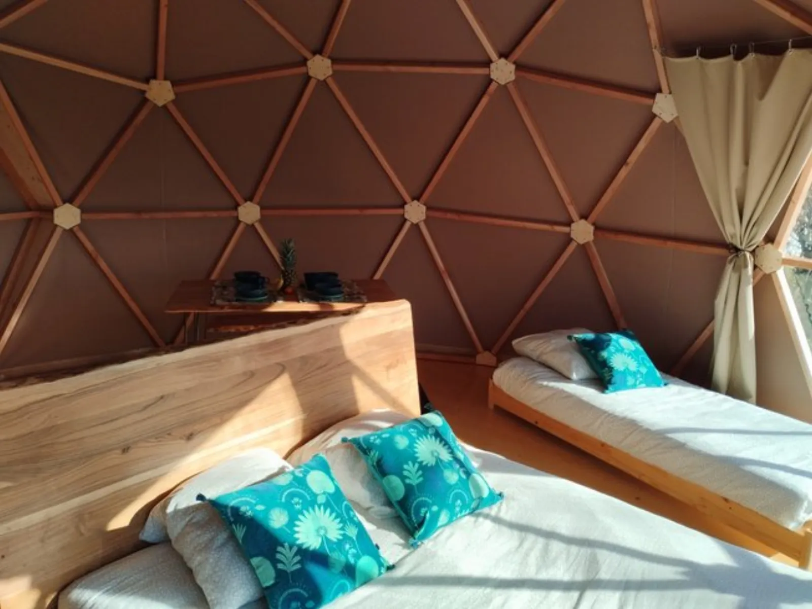 Chambre dôme sous les étoiles à Albon
