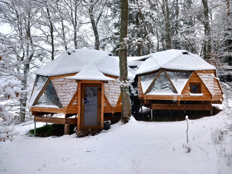 Double Dôme au bord d'un lac : Dôme en Auvergne (Auvergne-Rhône-Alpes) – photo 17 sur 39
