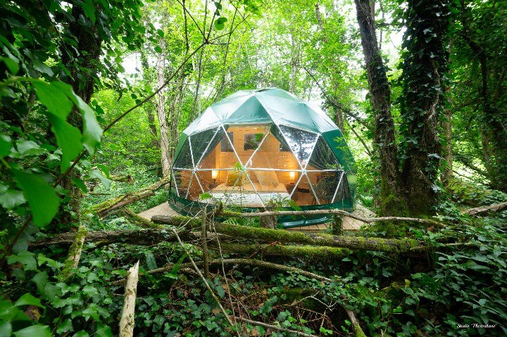 Géode Chêne Emeraude : Dôme en Aquitaine (Nouvelle Aquitaine) – vue extérieure