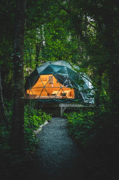 Géode Peuplier Argenté : Dôme en Aquitaine (Nouvelle Aquitaine) – vue extérieure