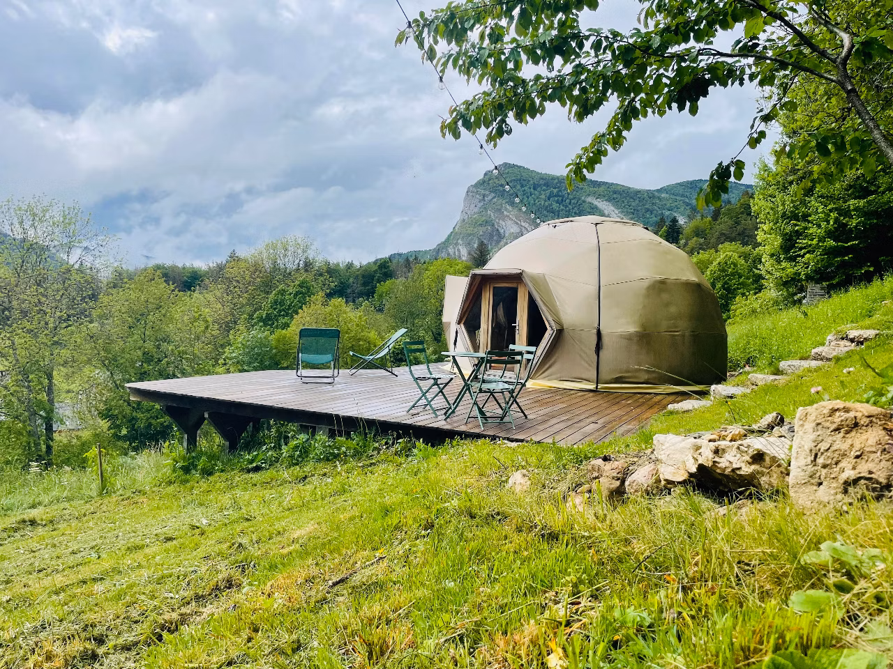 Dôme à la ferme en Chartreuse - cadre naturel Isère