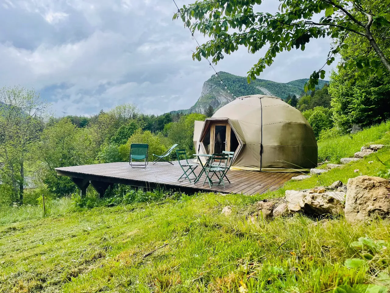 Dôme à la ferme en Chartreuse - cadre naturel Isère