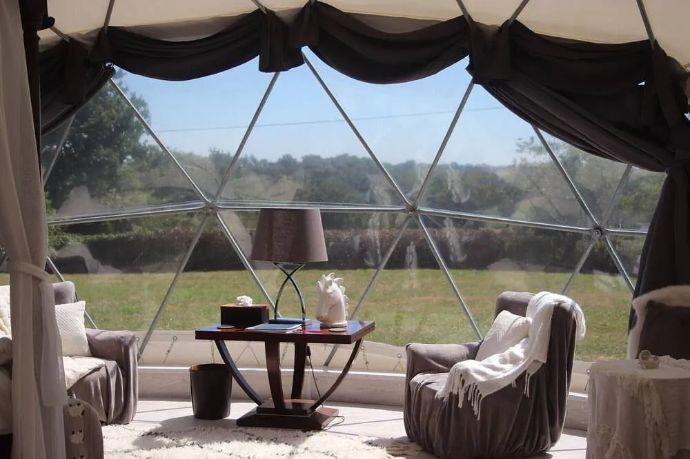 Dôme de glamping de Saint-Sulpice - Dôme climatisé avec terrasse privée (Saint-Sulpice, Mayenne) - photo 12 sur 12