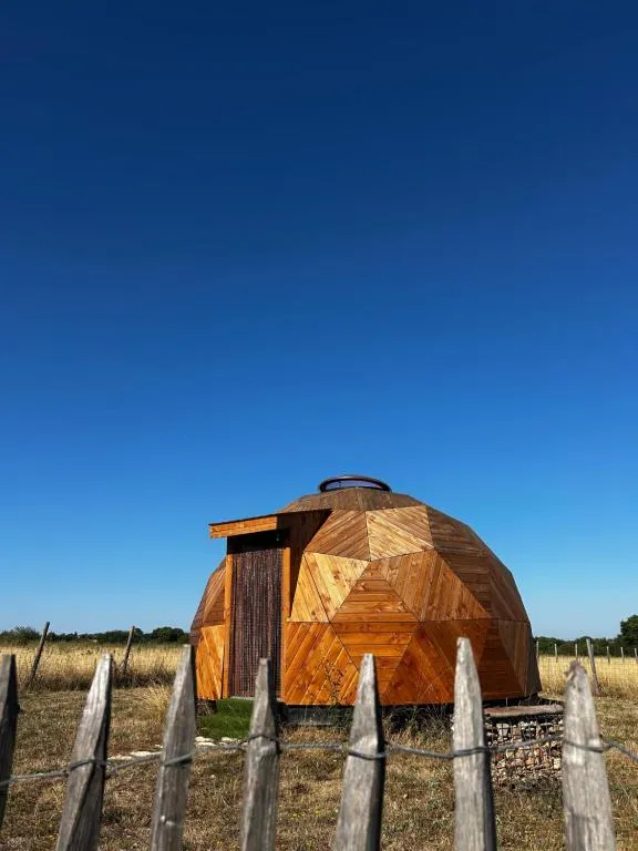 Chambre dôme sous les étoiles à Brie