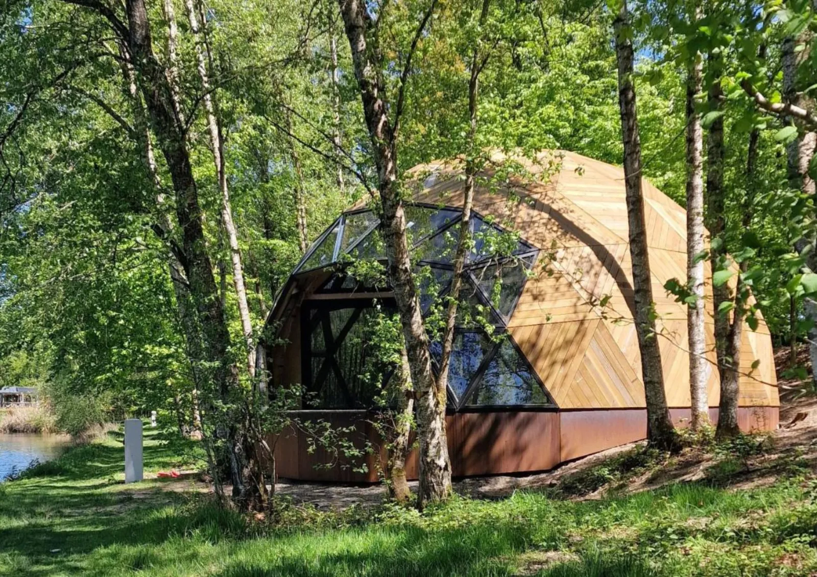 Chambre bulle sous les étoiles à Flamizoulle