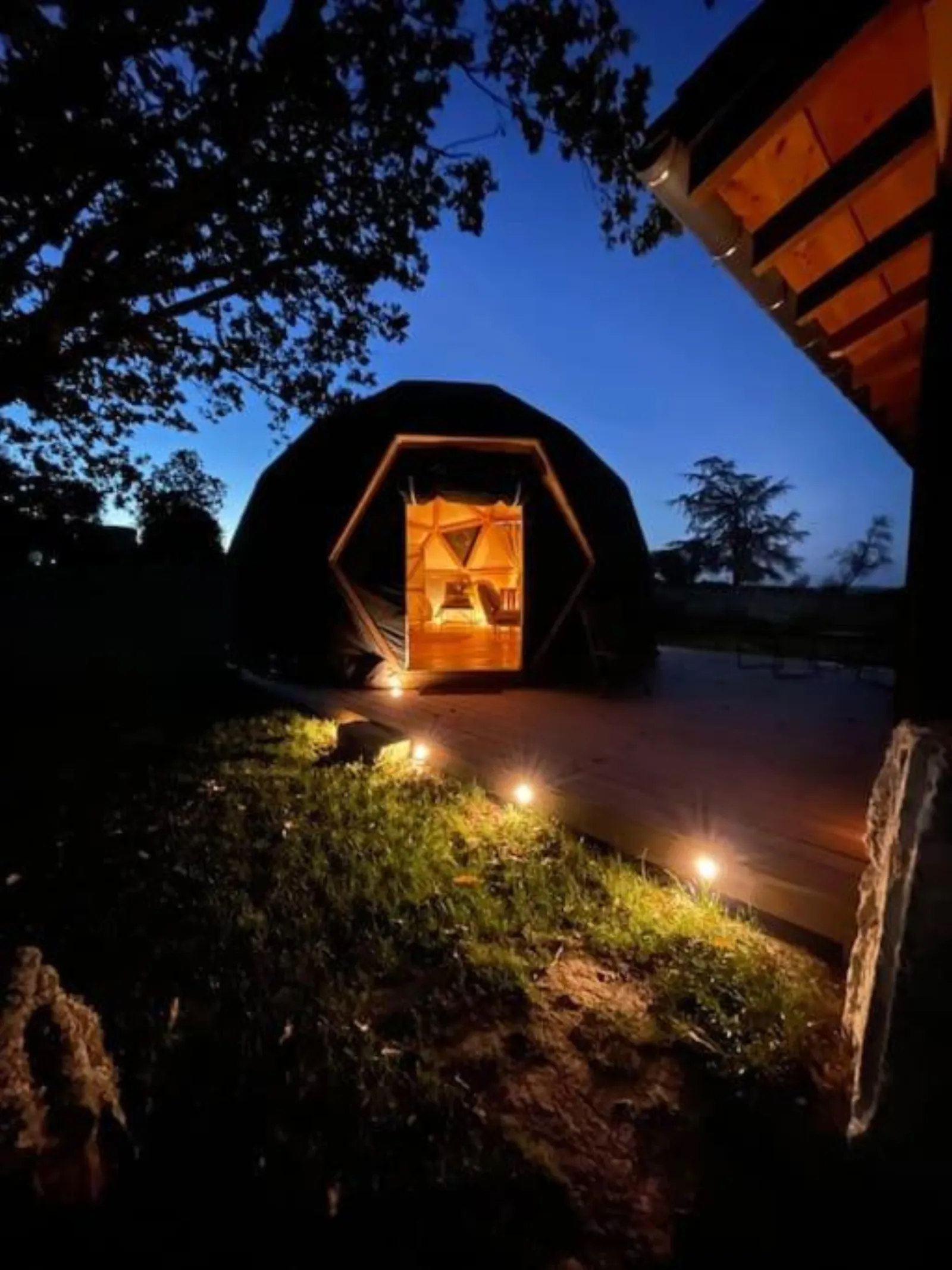 Dôme insolite Cèdre jacuzzi et petits déjeuners inclus - photo 31 sur 42
