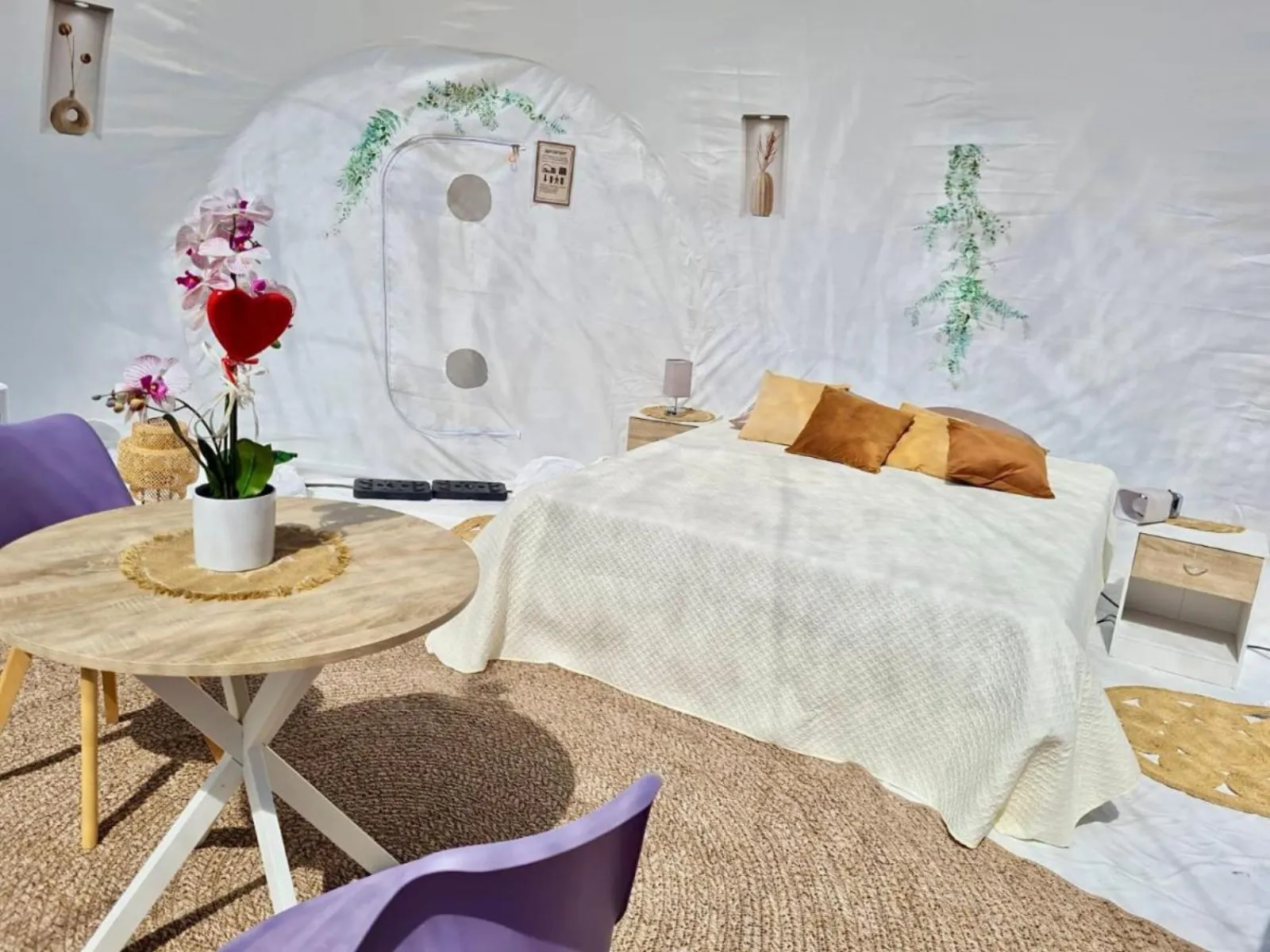 Dormir dans une bulle Grandiose, avec Spa, la tête dans les étoiles - bulle à Six-Fours-les-Plages, Var