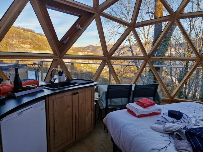 Bulle de neige et nature & spa : Dôme en Auvergne (Auvergne-Rhône-Alpes) – photo 6 sur 16