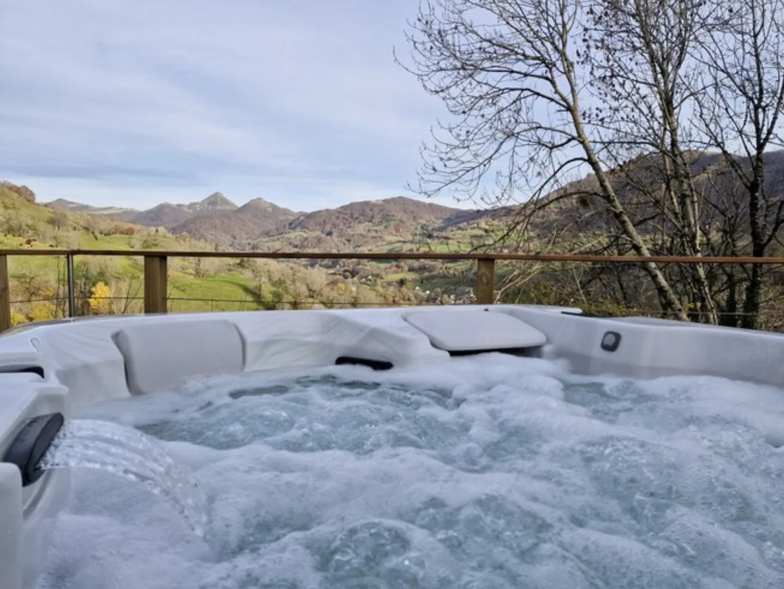 Bulle de neige et nature & spa : Dôme en Auvergne (Auvergne-Rhône-Alpes) - photo 12 sur 16