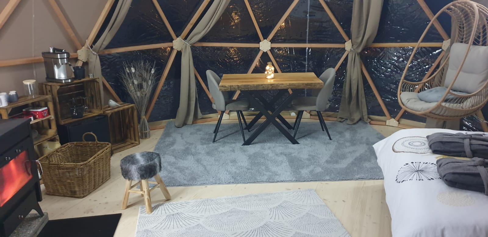 Intérieur dôme à Biziat