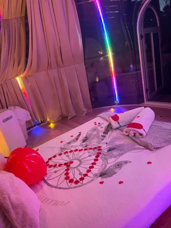 Bulle insolite avec jacuzzi privé - Nuit en bulle près de la mer (Fréjus, Var) - photo 7 sur 13