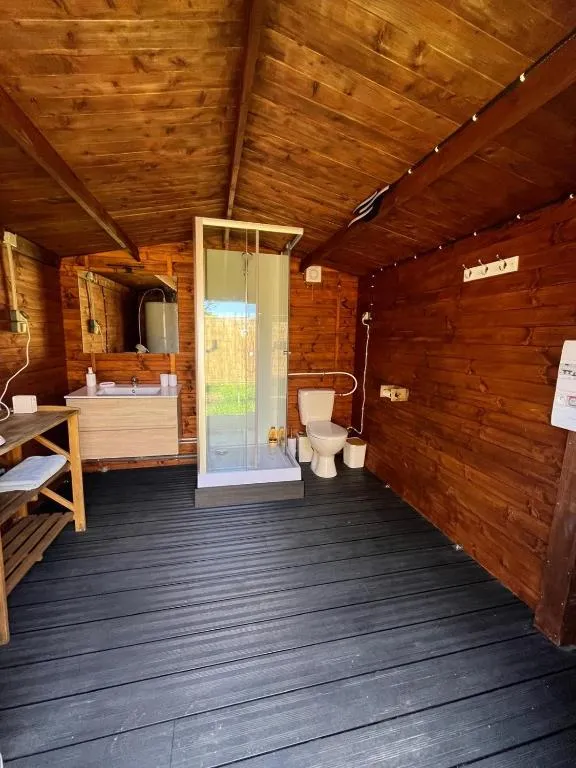 La Bulle Armou - Bulle avec jacuzzi et sauna au nord de Pau (Saint-Armou, Pyrénées-Atlantiques) - cadre naturel Pyrénées-Atlantiques