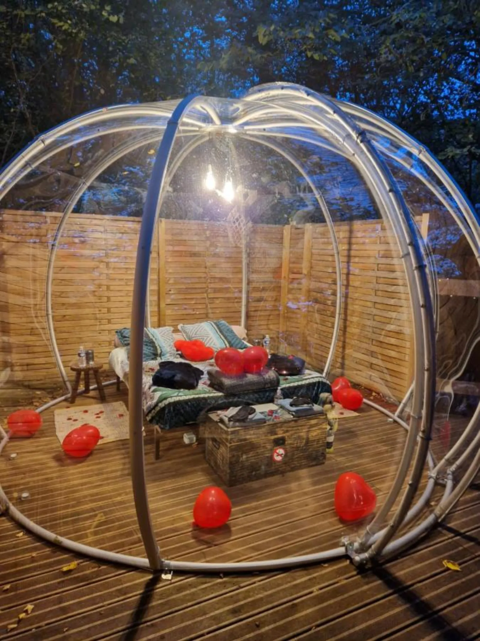Chambre bulle sous les étoiles à Saint-Diéry