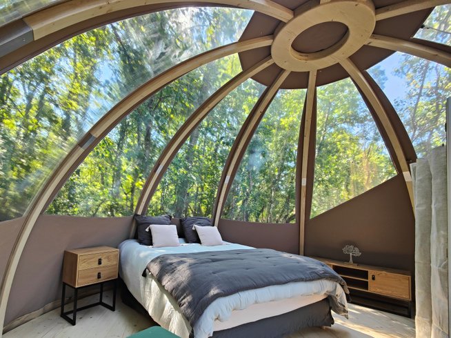 Chambre dôme sous les étoiles à Cere La Ronde