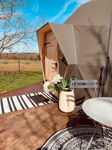 Chambre dôme sous les étoiles à Lanouaille