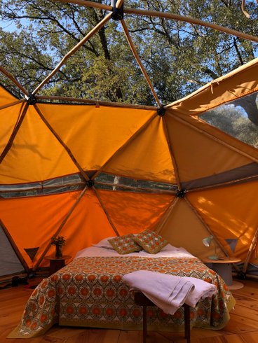 Le luxe champêtre d'un Géodôme en châtaignier : Dôme en Languedoc-Roussillon (Occitanie) – cadre naturel Hérault