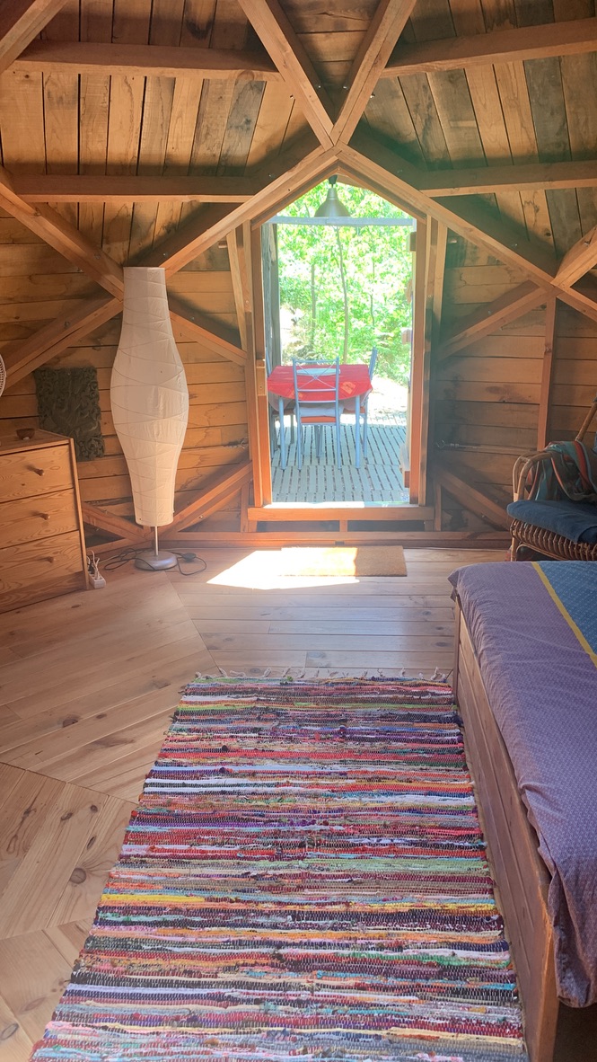 Chambre zome sous les étoiles à Soudorgues