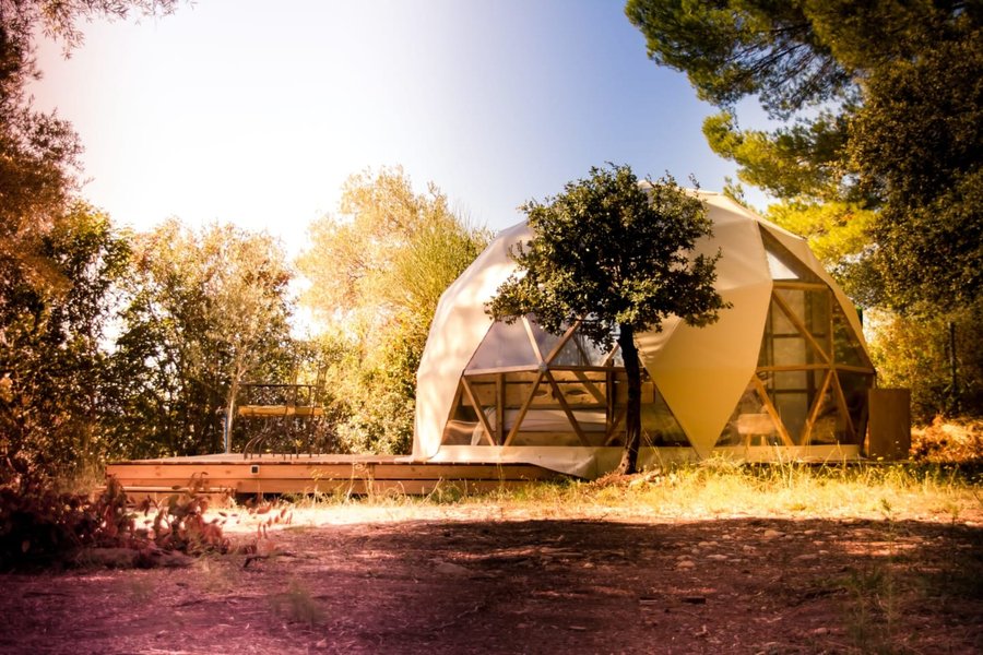 Le Géopod de la Tuilière : Dôme en Provence-Alpes-Côte d'Azur – vue extérieure