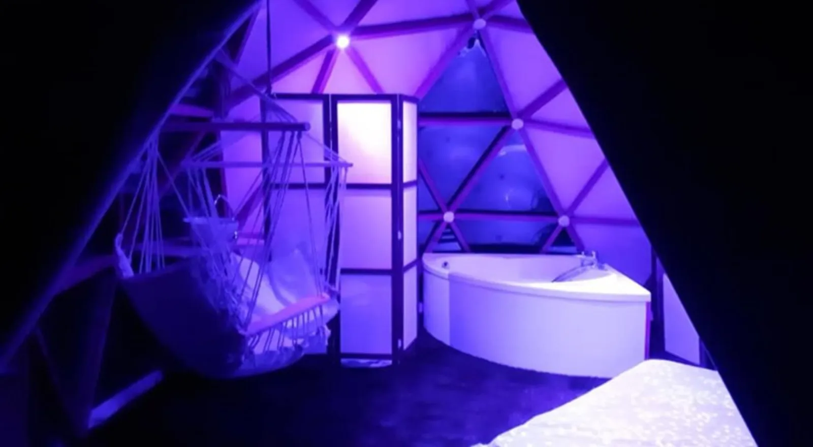 Le Géopod de la Tuilière : Dôme en Provence-Alpes-Côte d'Azur - cadre naturel Var