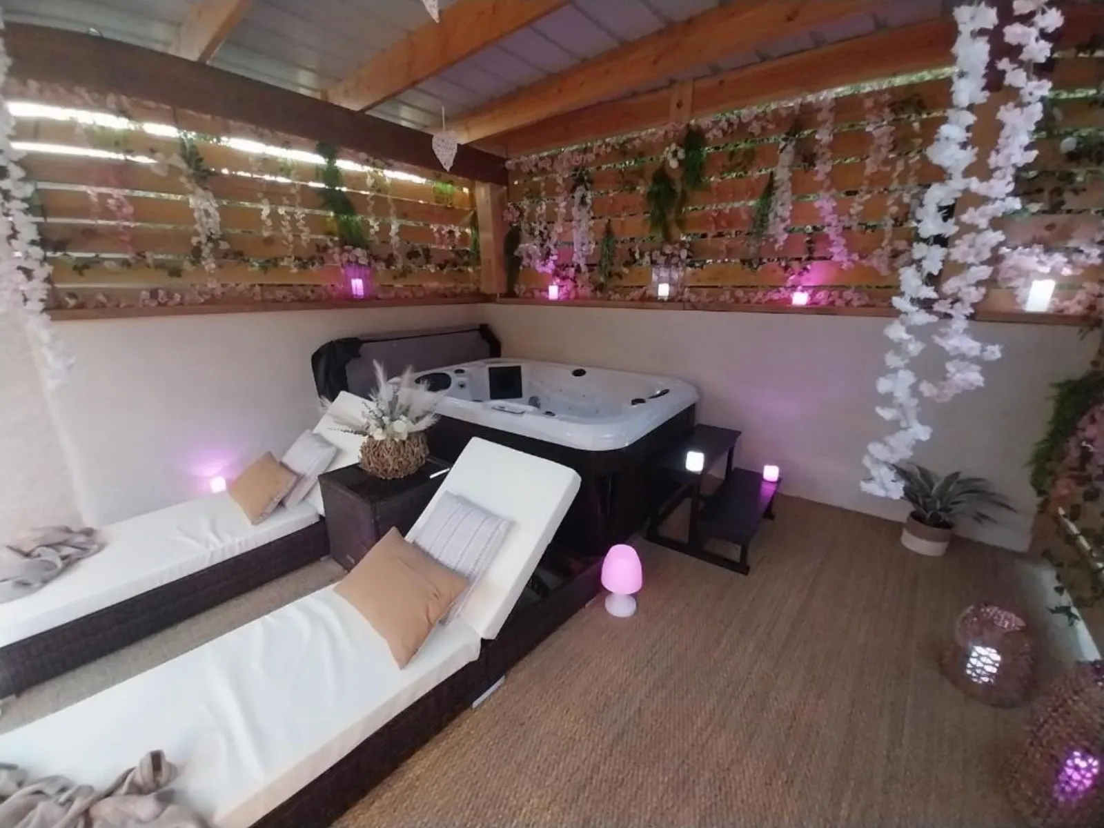 Le Clos F.M.R - Bulle Wigwam Fanny avec piscine, spa et sauna privés (Malves-en-Minervois, Aude) - photo 43 sur 45