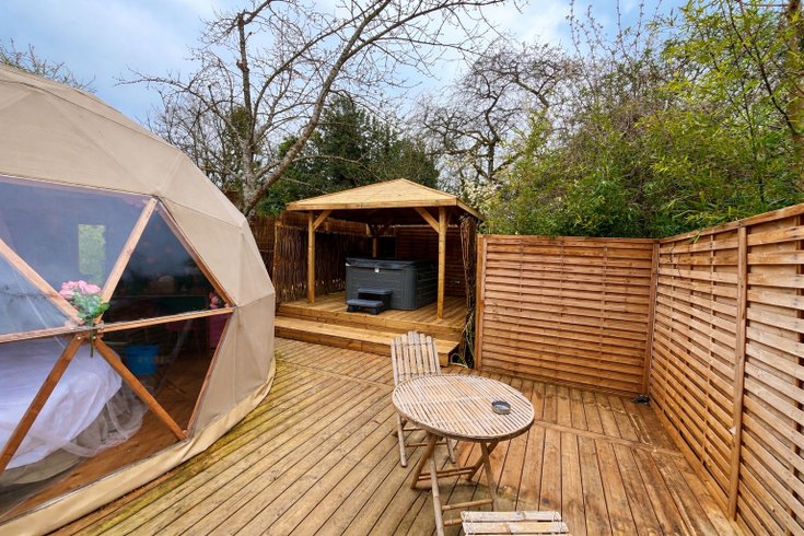 Dôme Fiore avec jacuzzi : Dôme en Île-de-France – cadre naturel Seine-et-Marne