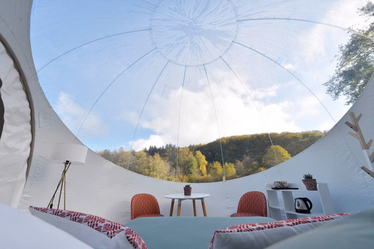 Chambre bulle sous les étoiles à Quarré-les-Tombes